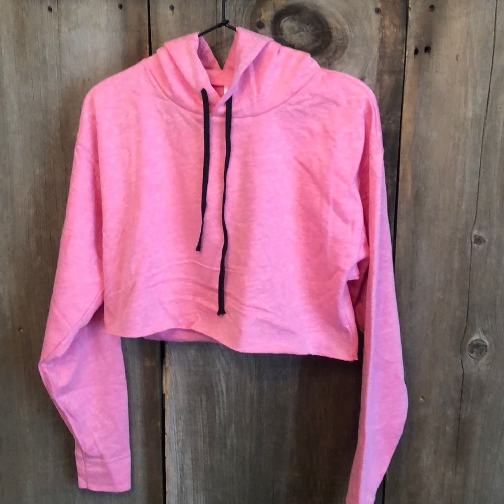 Over The Limit Cropped Fleece Hoodie in Heather Pink Size Medium
